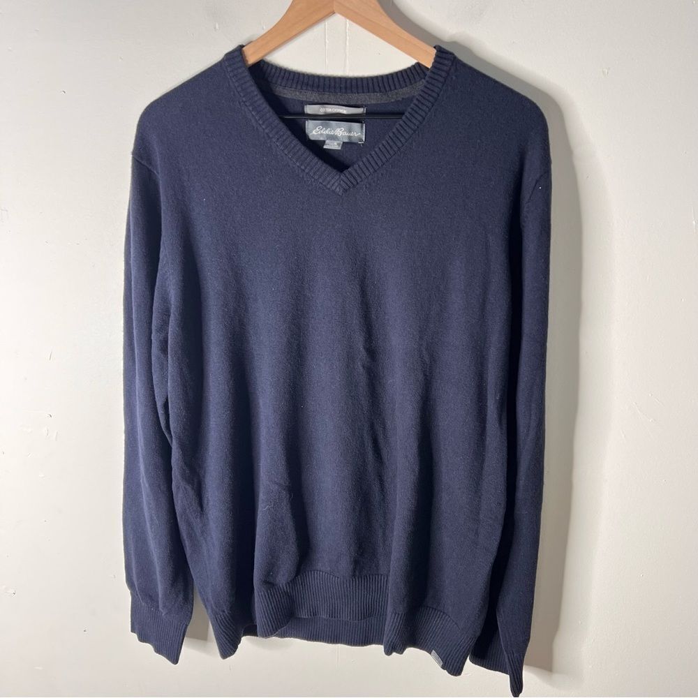 Eddie Bauer Mens Deep Blue V-Neck Sweater Cotton Cashmere Blend size Tall Large